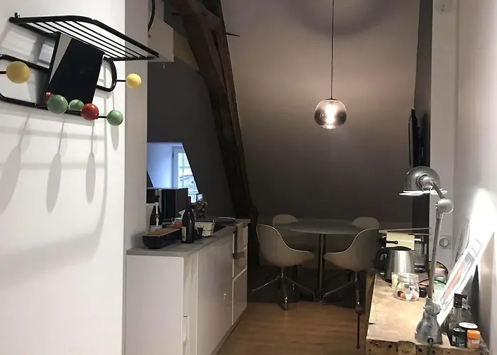 Oratoire Апартаменти Бон